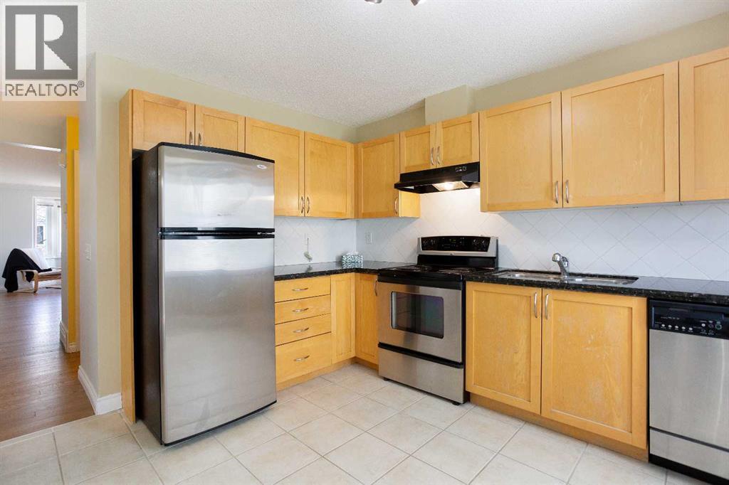 120 Cedarwood Lane SW