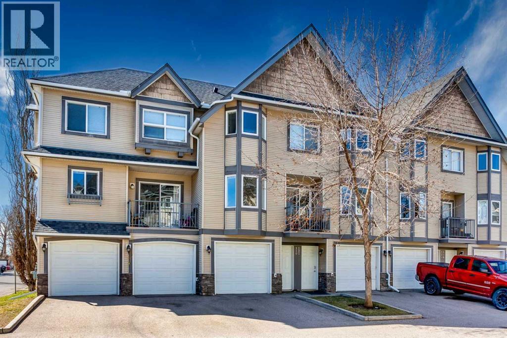 120 Cedarwood Lane SW