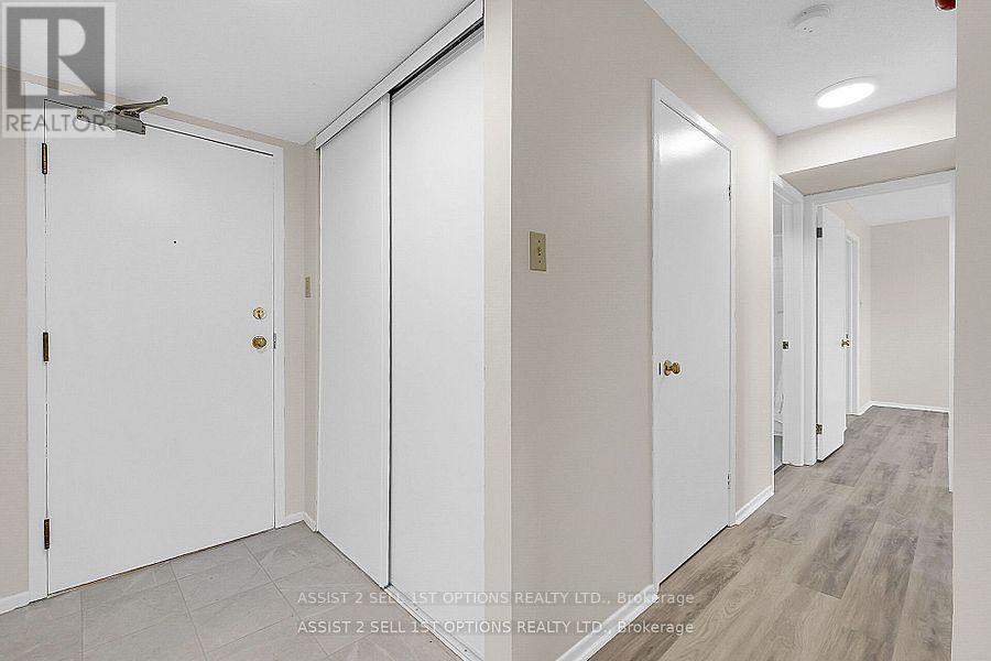 311 - 268 LORRY GREENBERG DRIVE