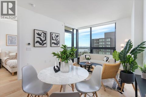 1004 135 E 13TH STREET North Vancouver BC V7L0J8