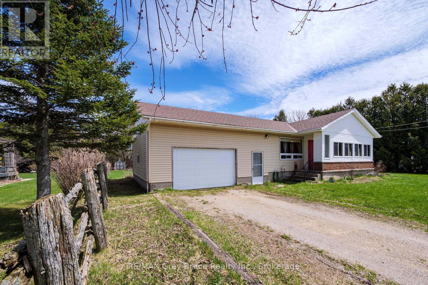 9 BAYFIELD STREET