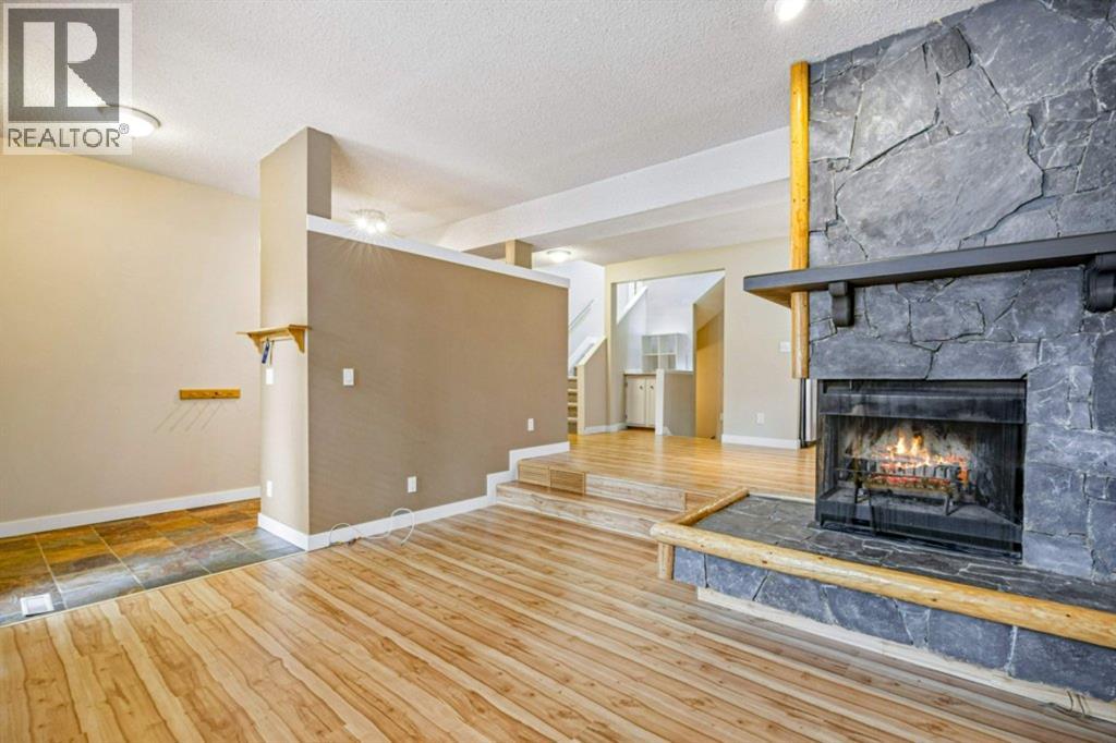 2, 833 5th Street