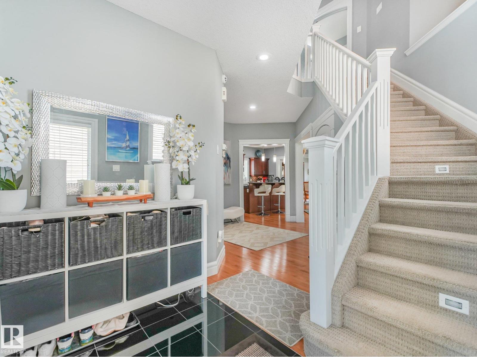 544 ADAMS WY SW