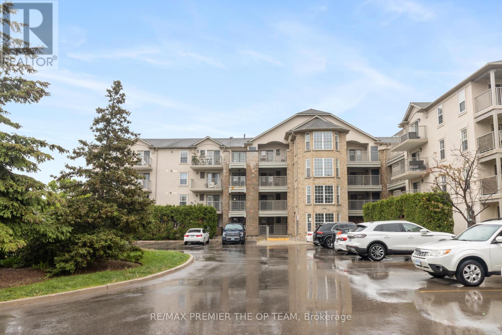 404 - 1440 BISHOPS GATE