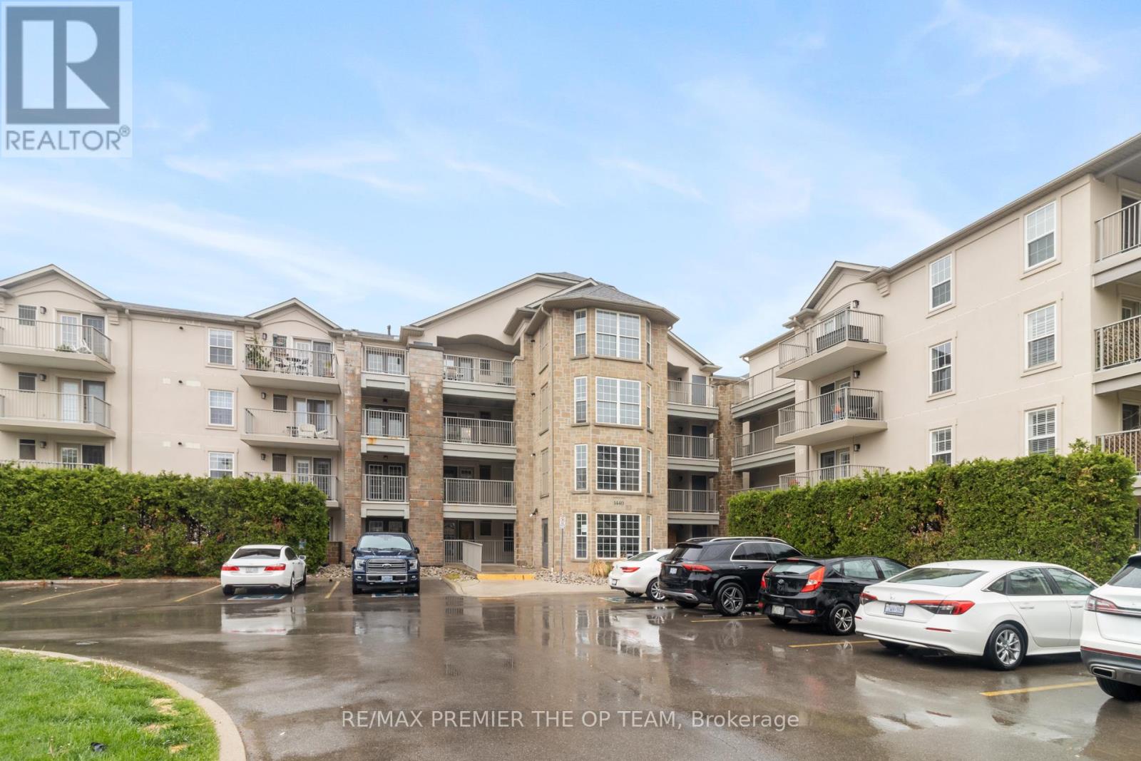 404 - 1440 BISHOPS GATE