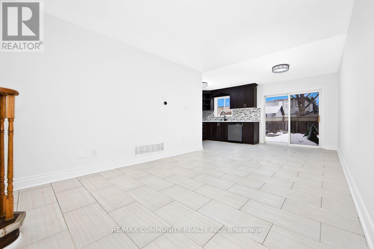 1049 KENNEDY CIRCLE