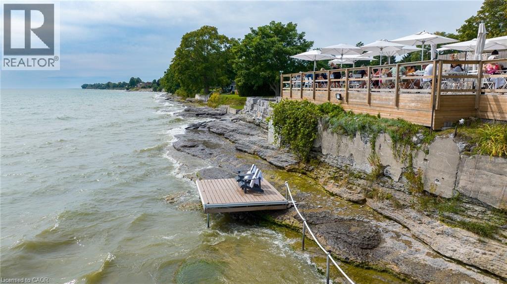 349 WELLINGTON MAIN Street