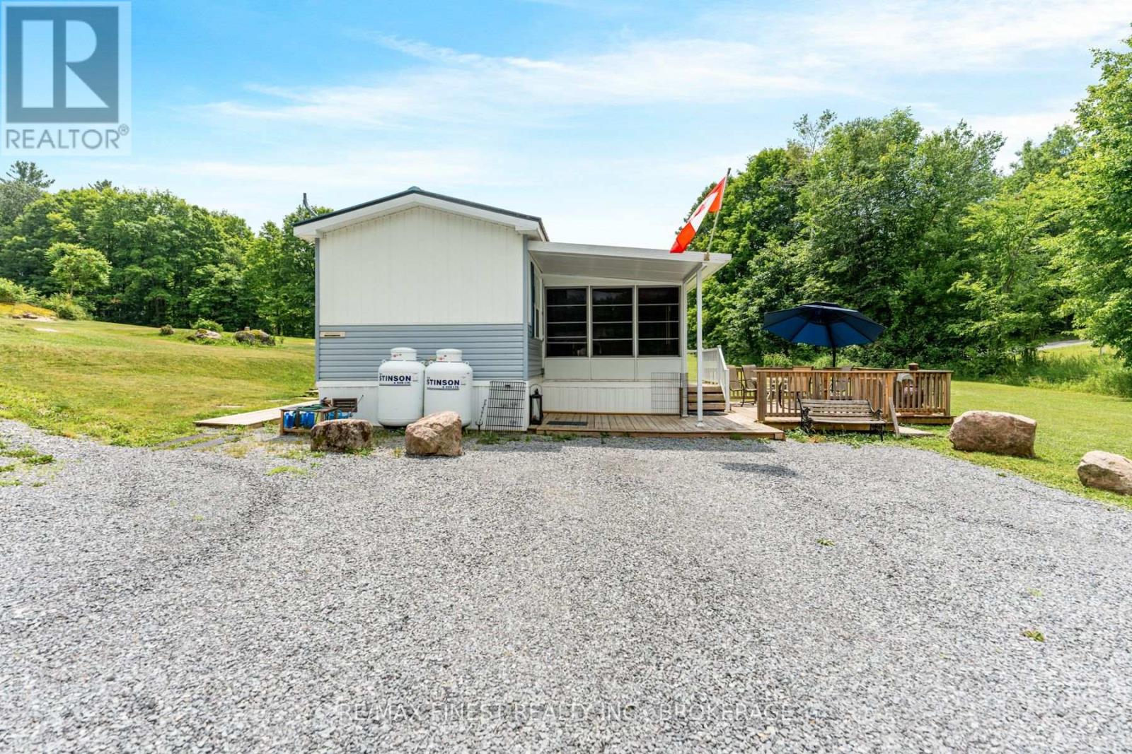 1096 MOON ROAD