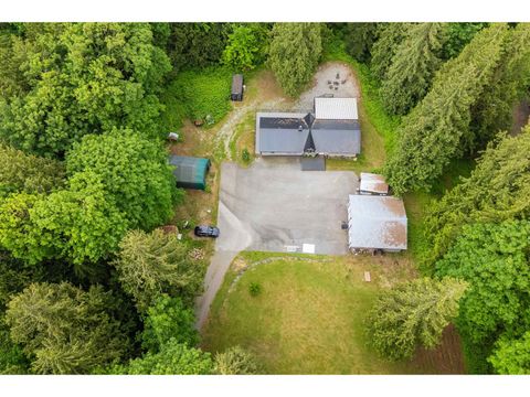 31648 GROVE AVENUE Mission BC V4S1E6