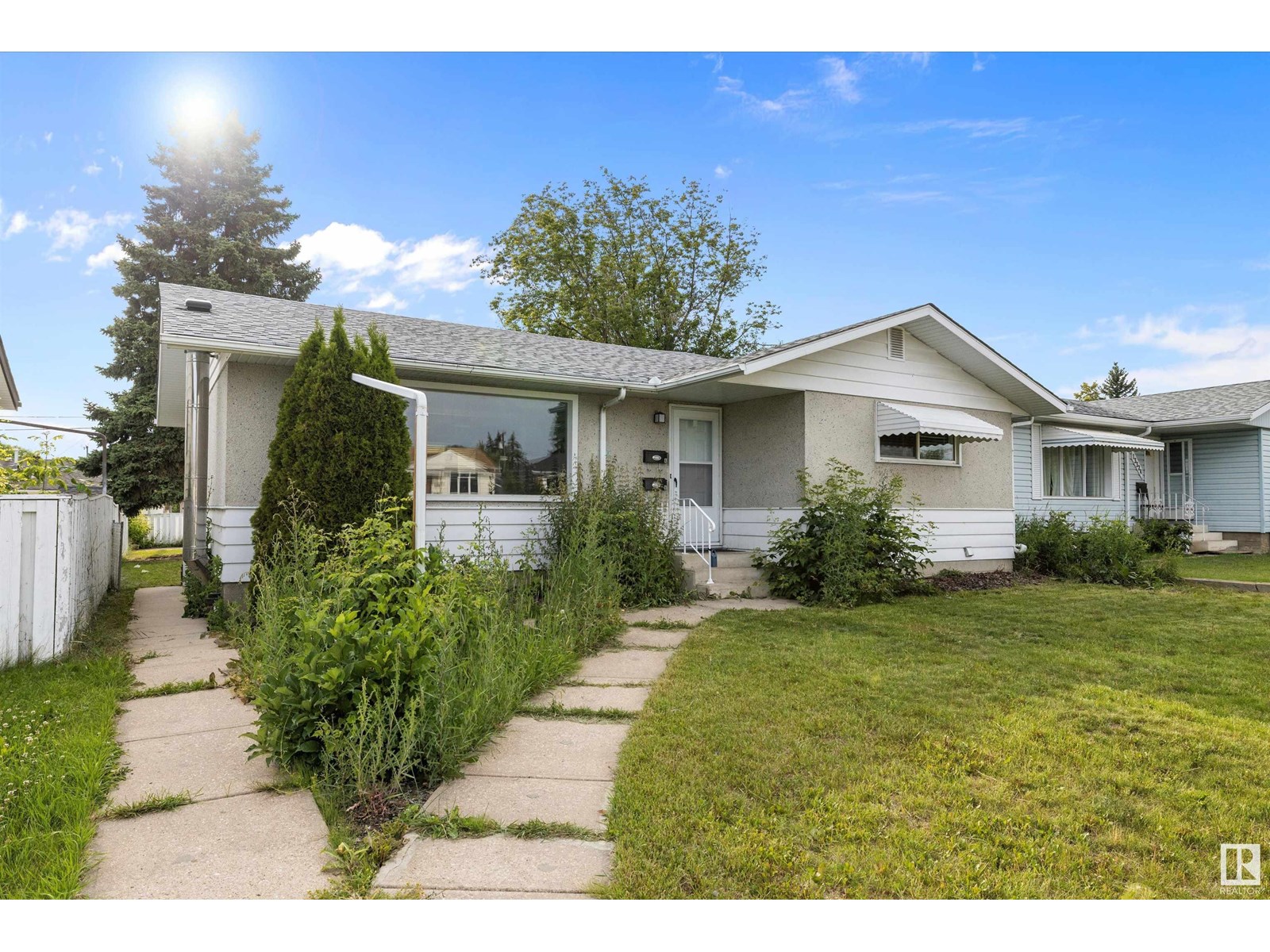 13320 105 ST NW