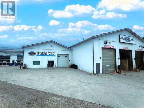 102 Joblin Hinton AB T7V1G7