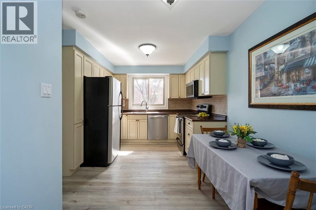 121 MORGAN Avenue Unit# 7