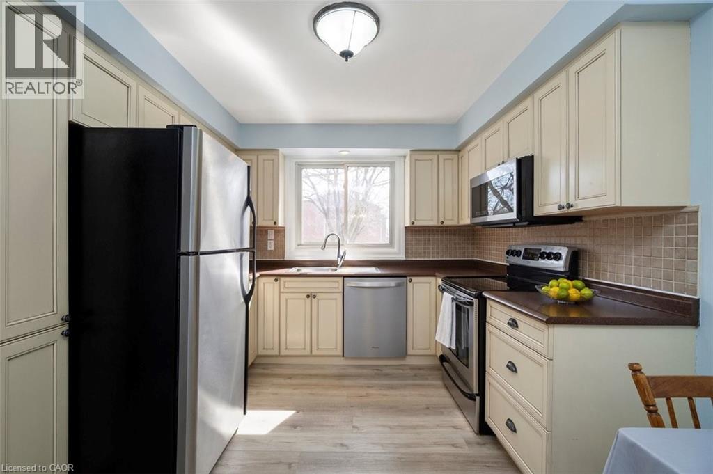 121 MORGAN Avenue Unit# 7