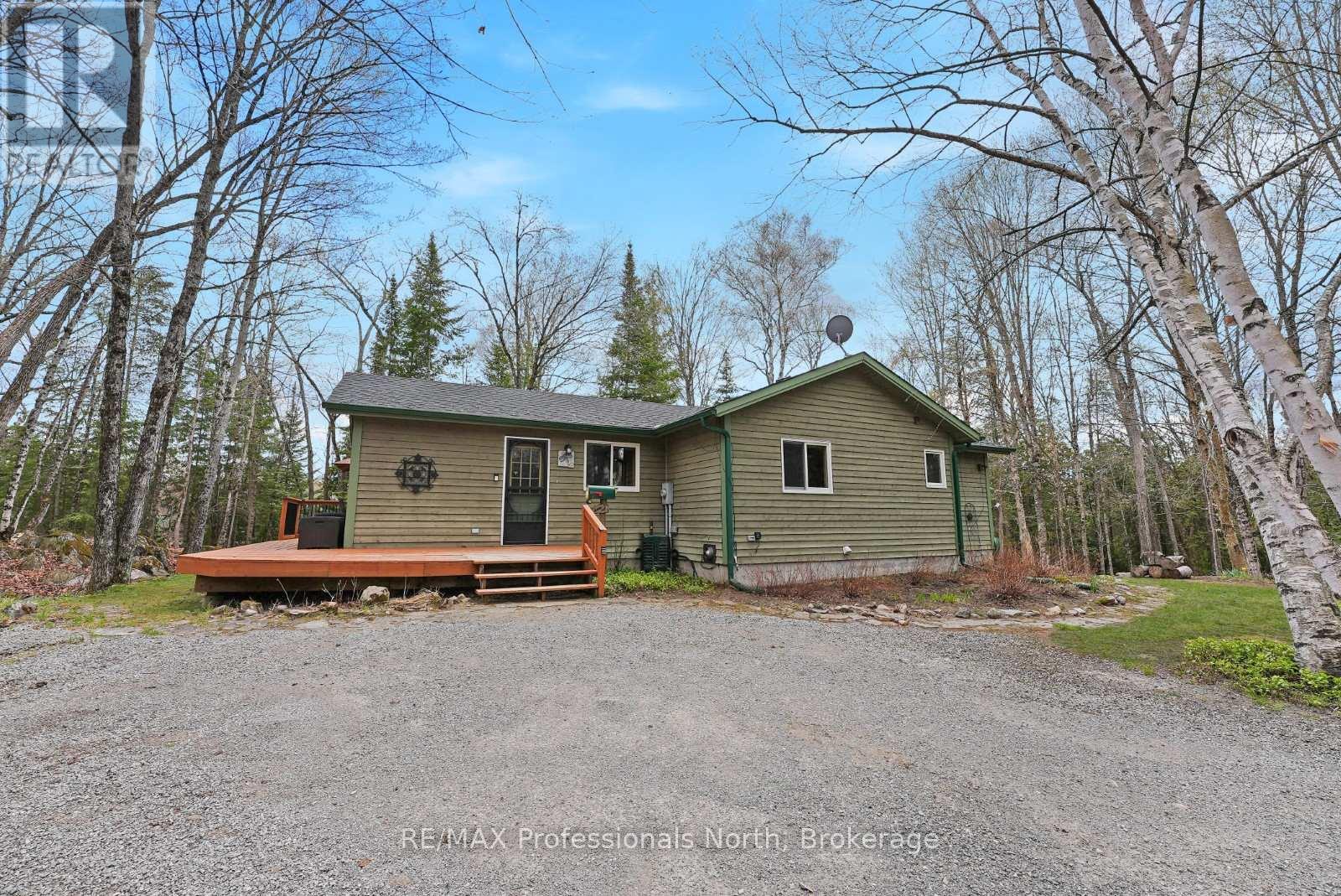 1157 BETWEEN LAKES TRAIL