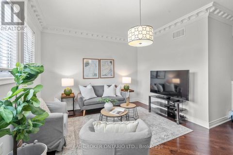 85 LAURIER AVENUE Richmond Hill (Oak Ridges) ON L4E4P7