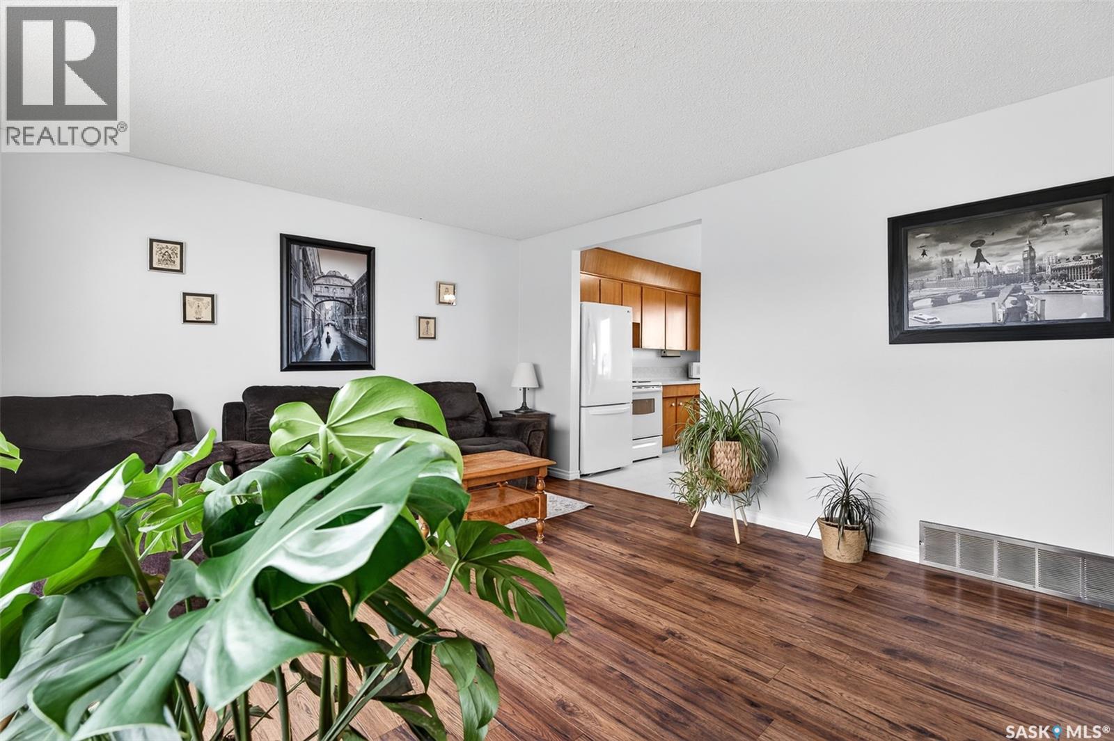 1319 Stadacona STREET W