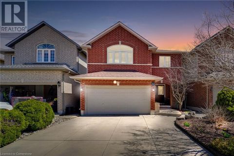 23 GIOVANNA Drive Hamilton ON L9B2Y4
