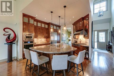 15, 1359 69 Street SW Calgary AB T3H3W8