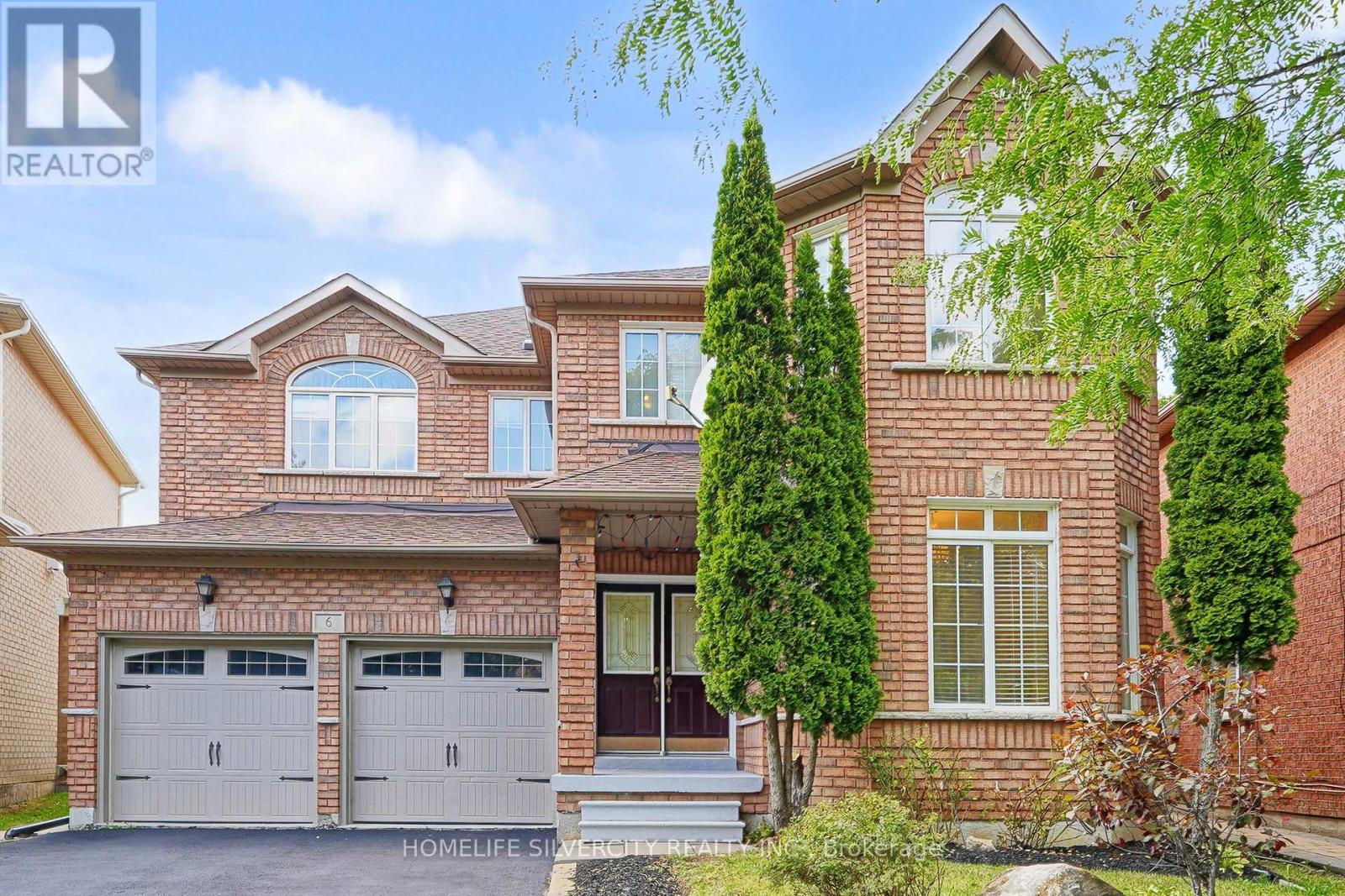 6 ROUGE FAIRWAY STREET