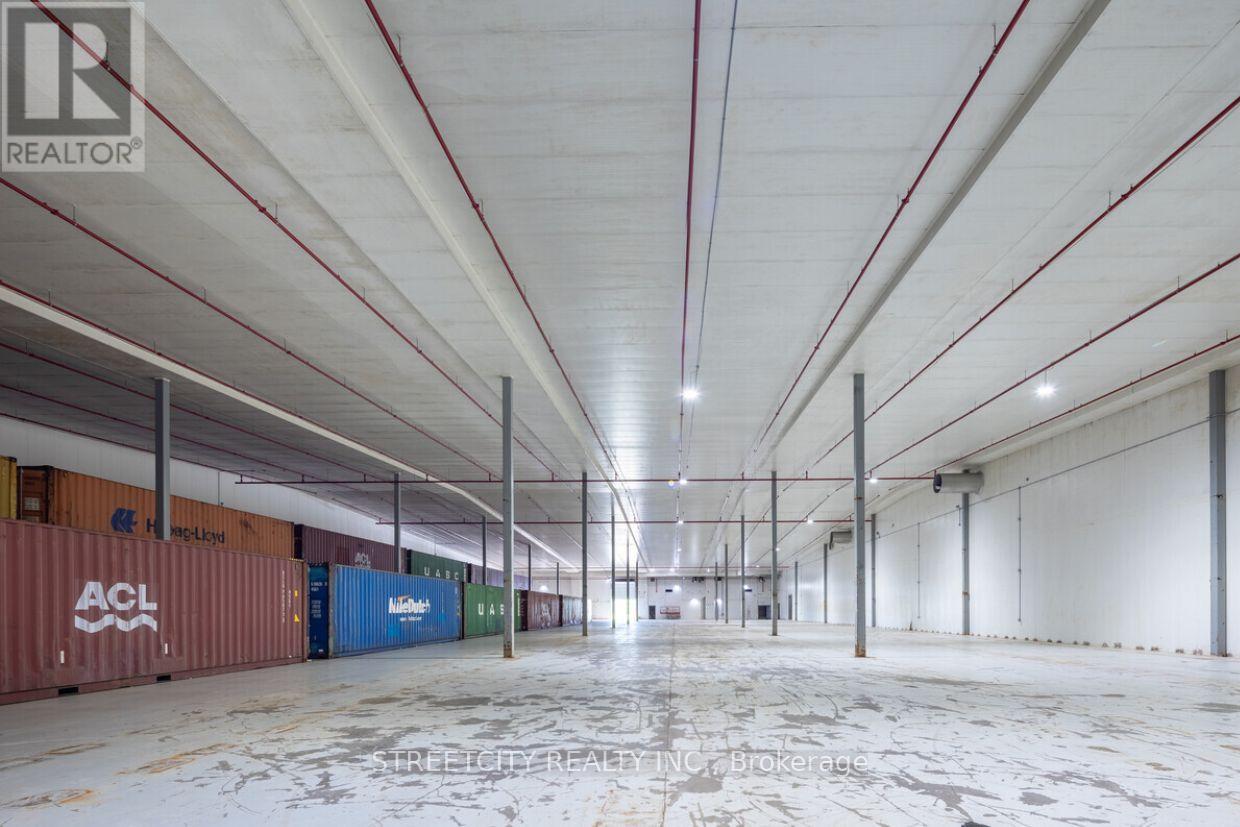 11D - 516 JOHN STREET N