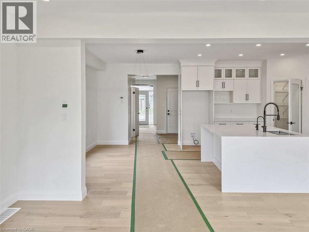 120 GRAND FLATS Trail
