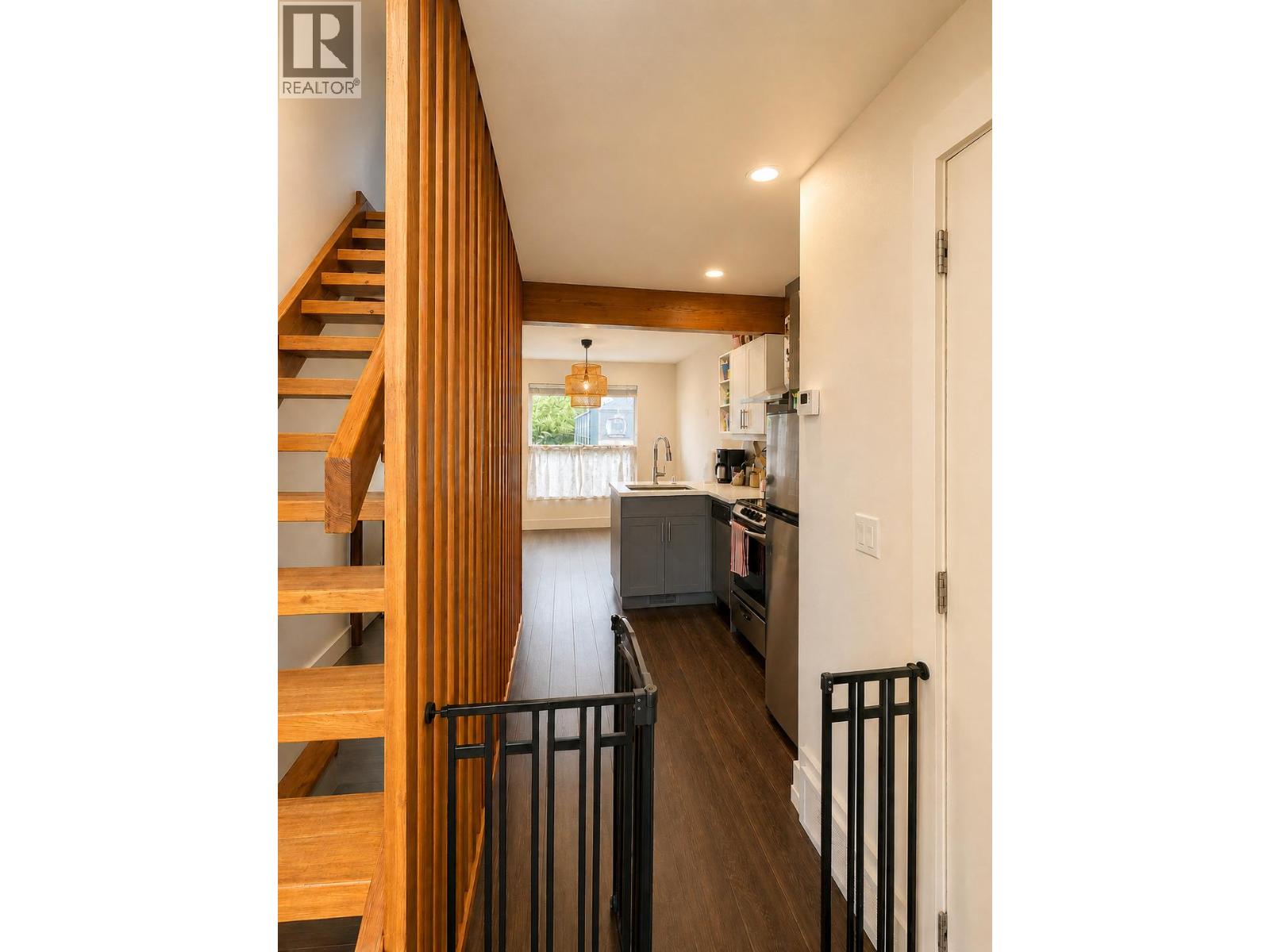 1110 11th Avenue S Unit# 3