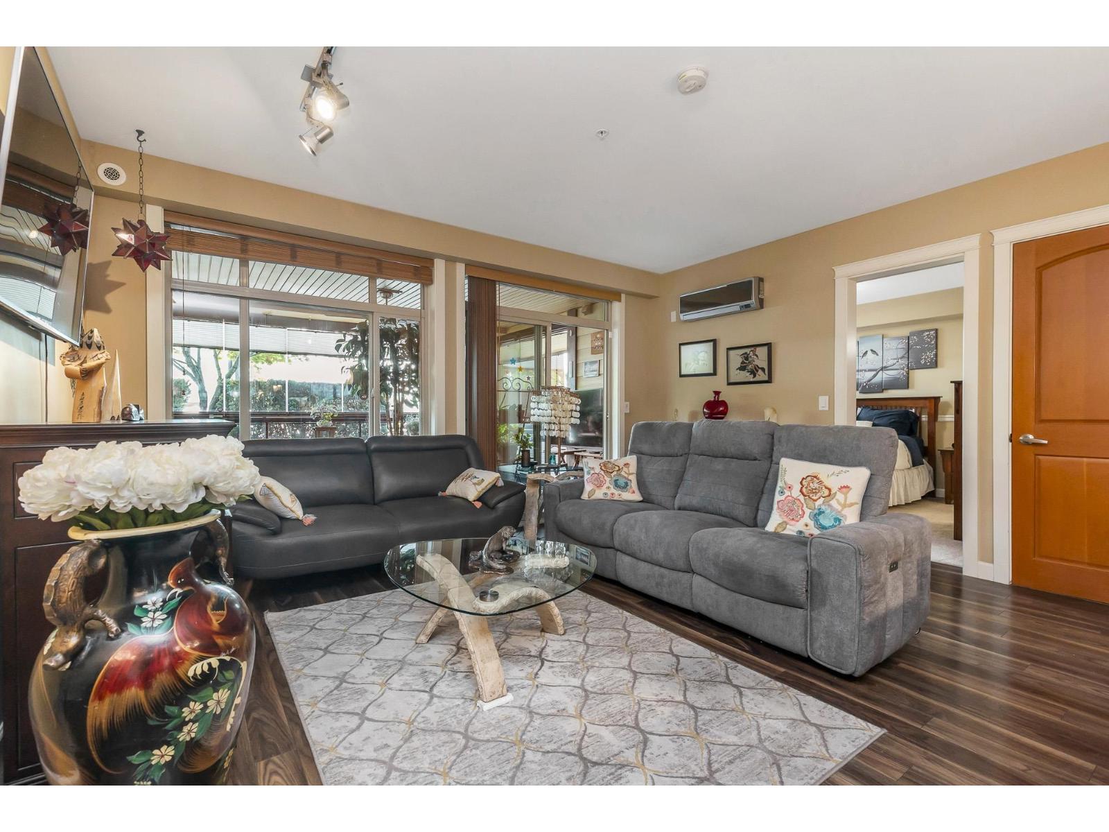 129 2860 TRETHEWEY STREET