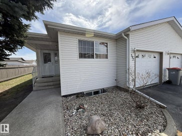 #102 4610 50 AV Stony Plain AB T7Z1P4