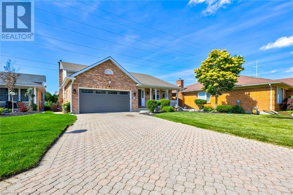 10 GLEN ABBEY Court
