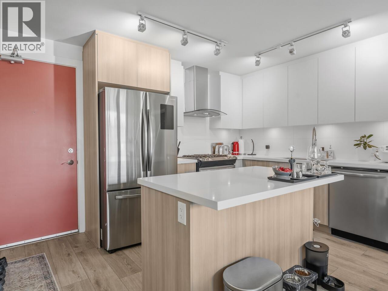 404 3602 ALDERCREST DRIVE