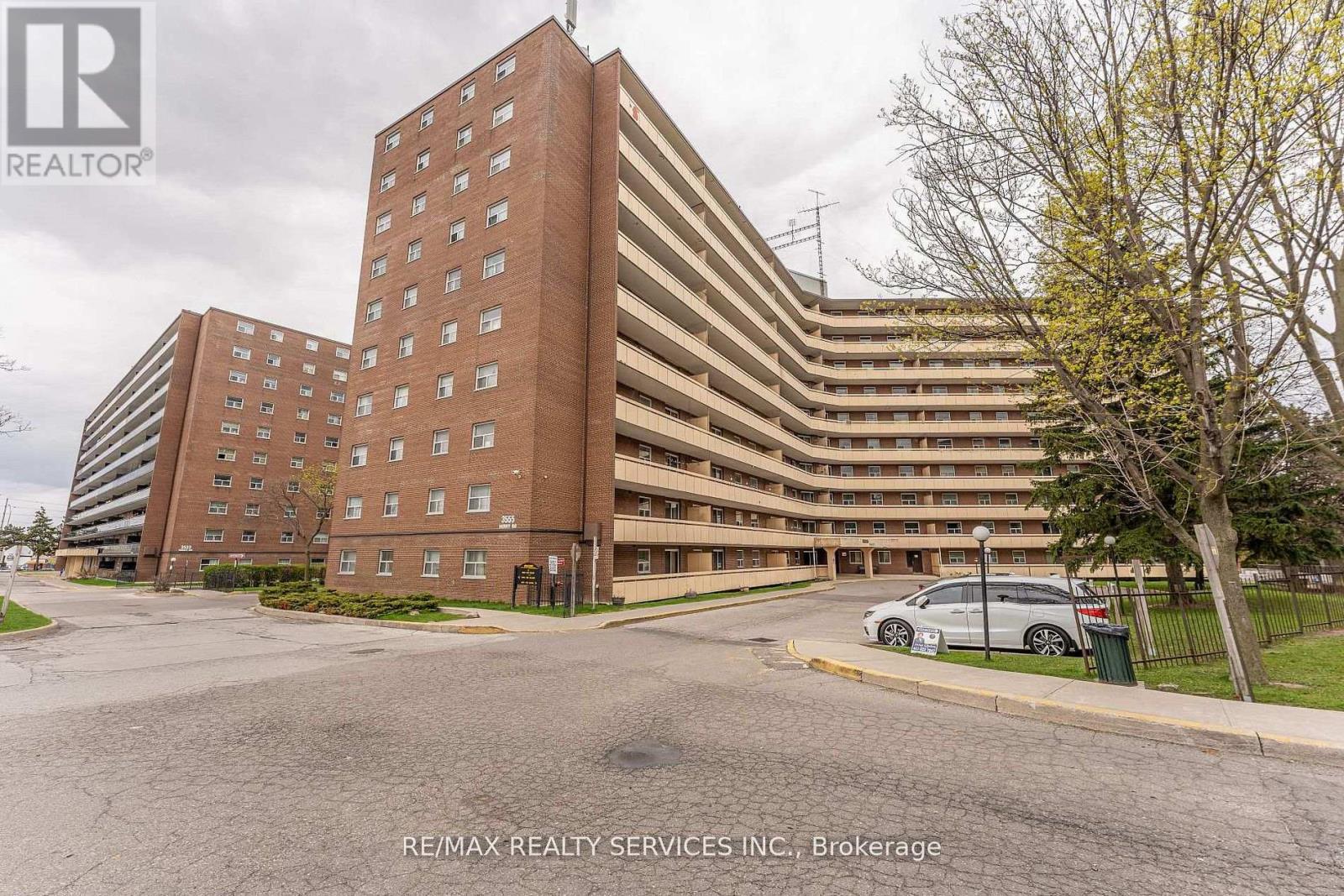 1006 - 3555 DERRY ROAD E