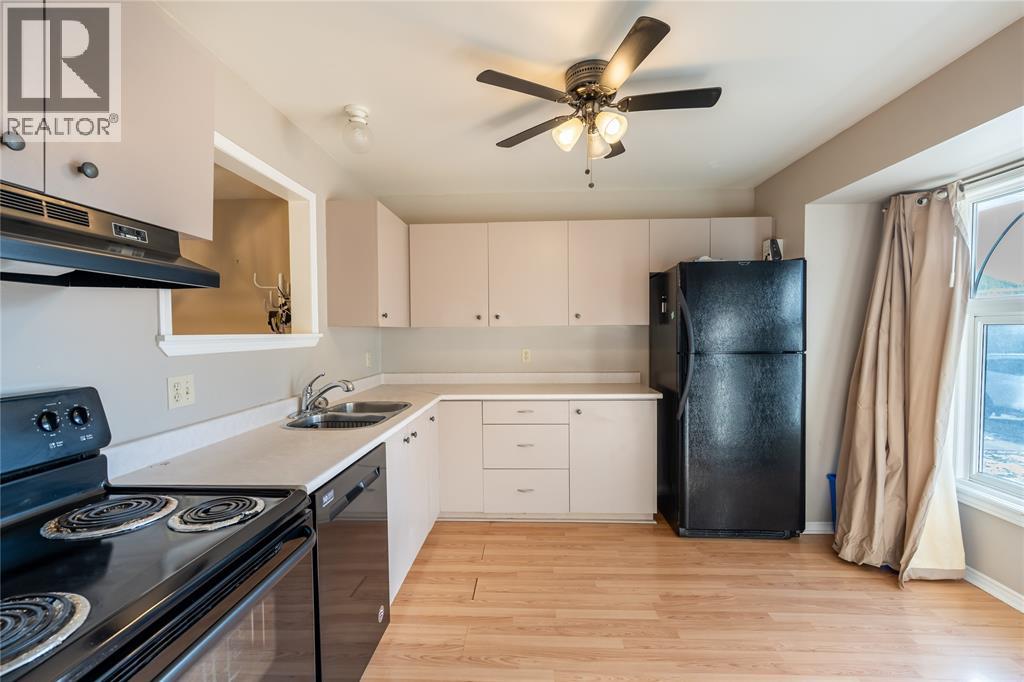 27 YORK CRESCENT Unit# 74