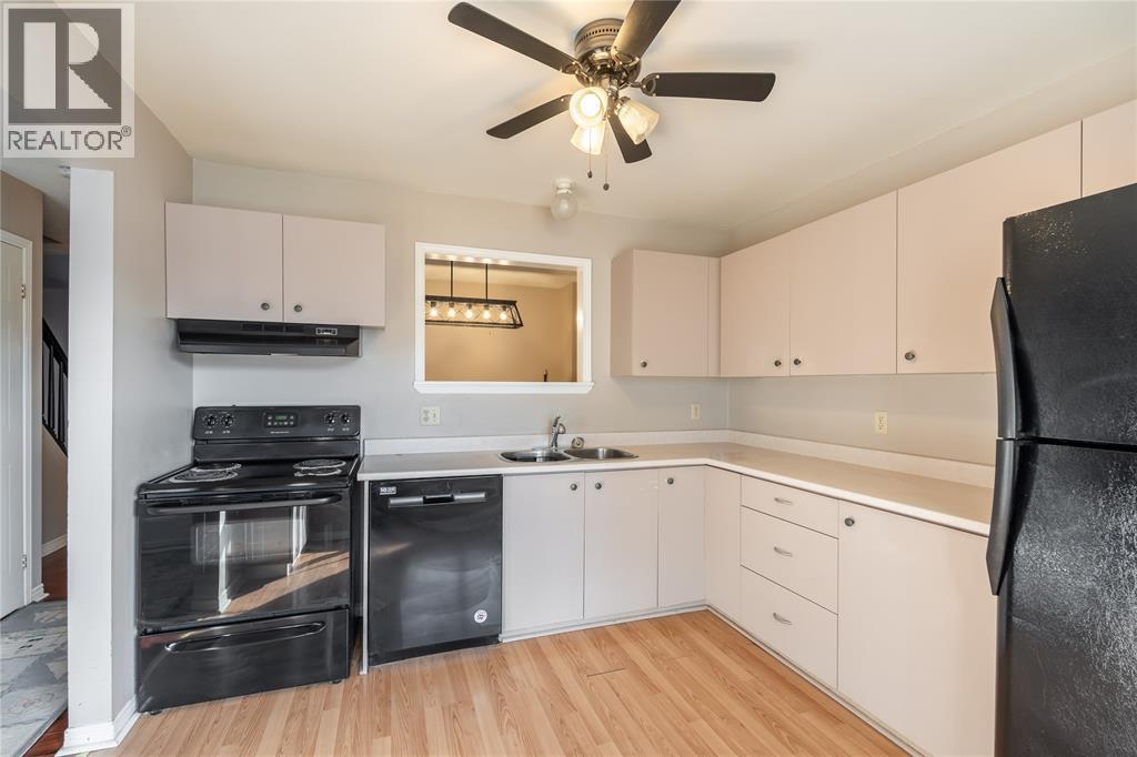 27 YORK CRESCENT Unit# 74