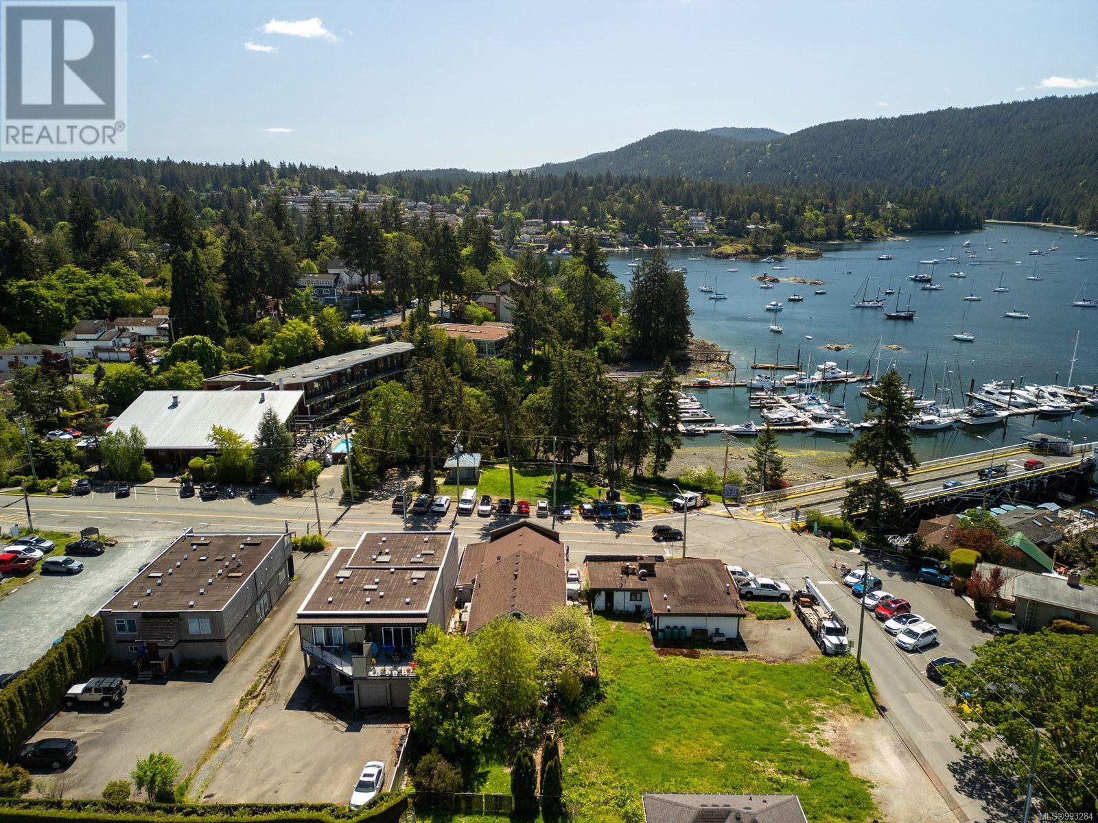 7221 Peden Lane