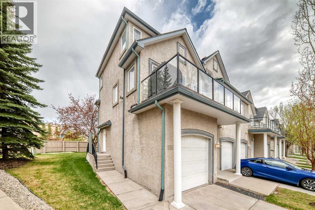 156 Simcoe Place SW