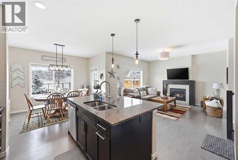 125 Fireside Cove Cochrane AB T4C0X4