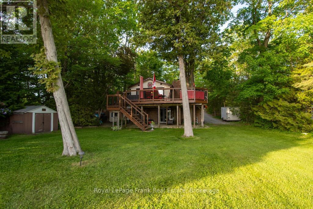 12 WOODLAND TRAIL