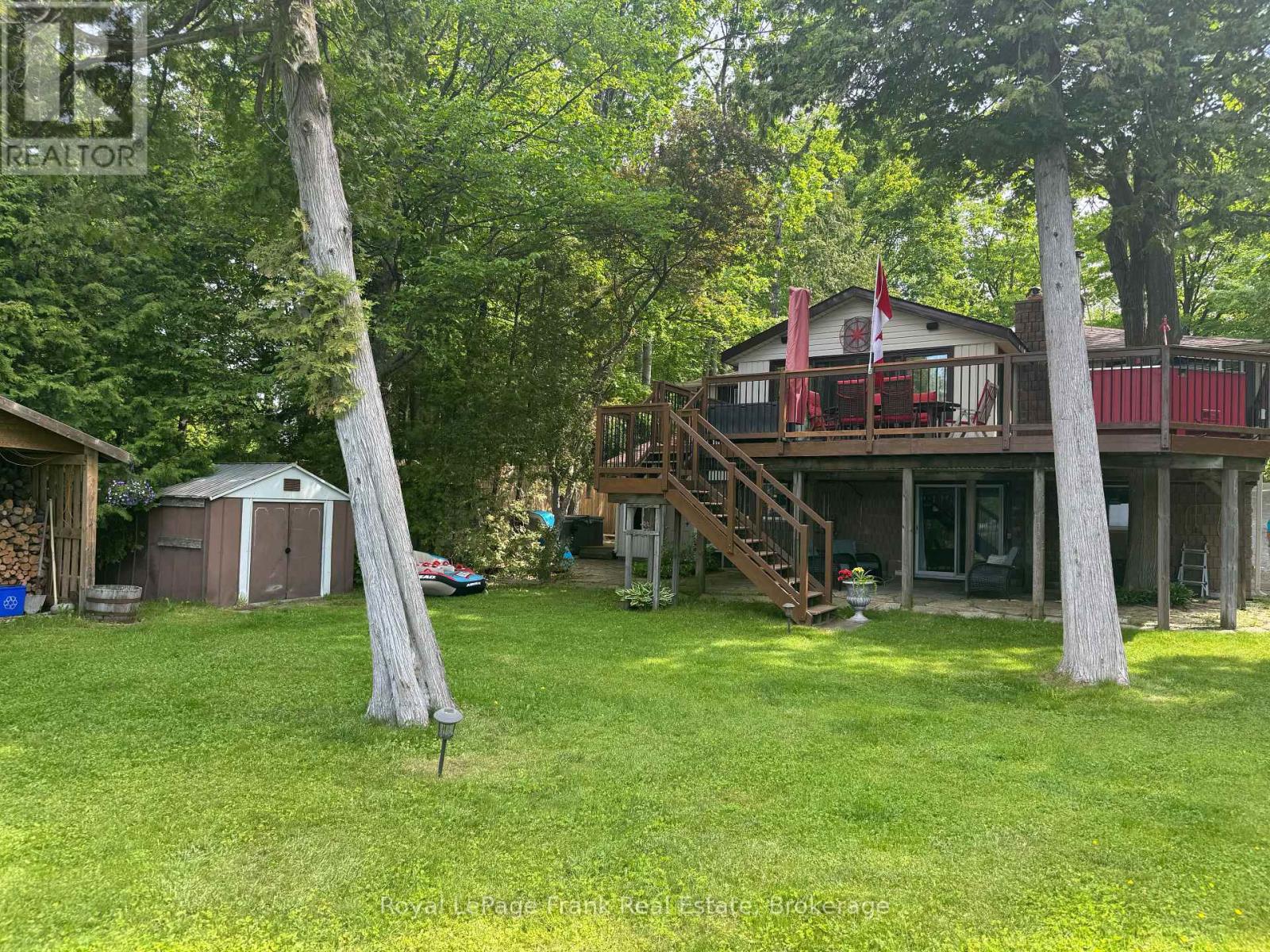 12 WOODLAND TRAIL