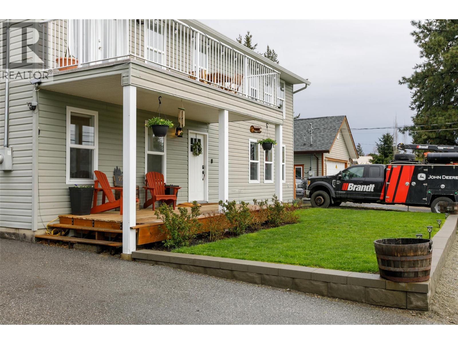 7318 Fintry Delta Road