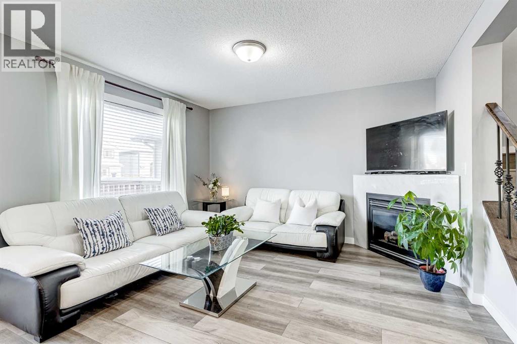 72 Saddleback Way NE