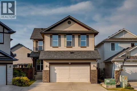 82 Everglen Crescent SW Calgary AB T2Y0G5