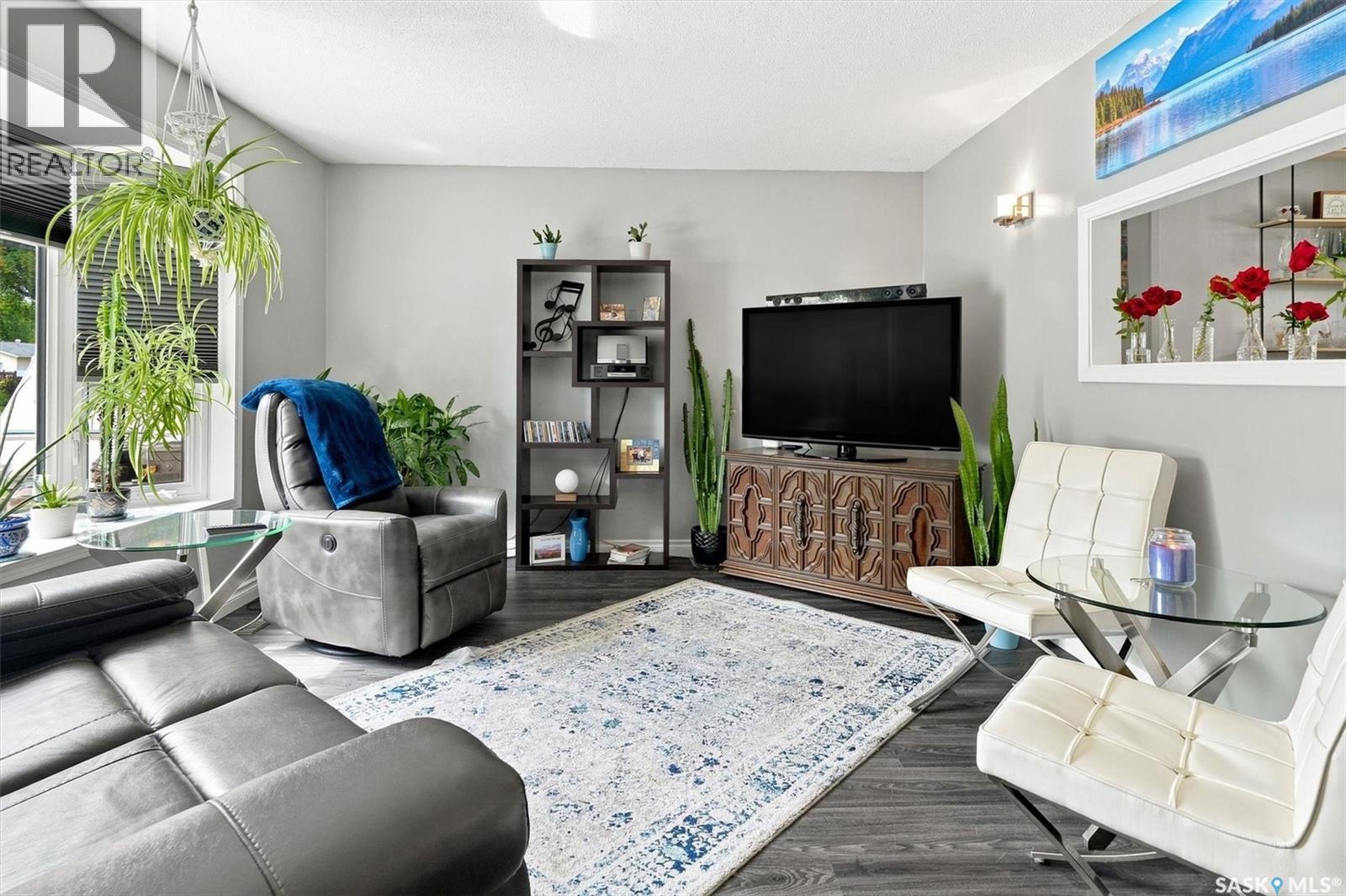 2010 37th STREET W
