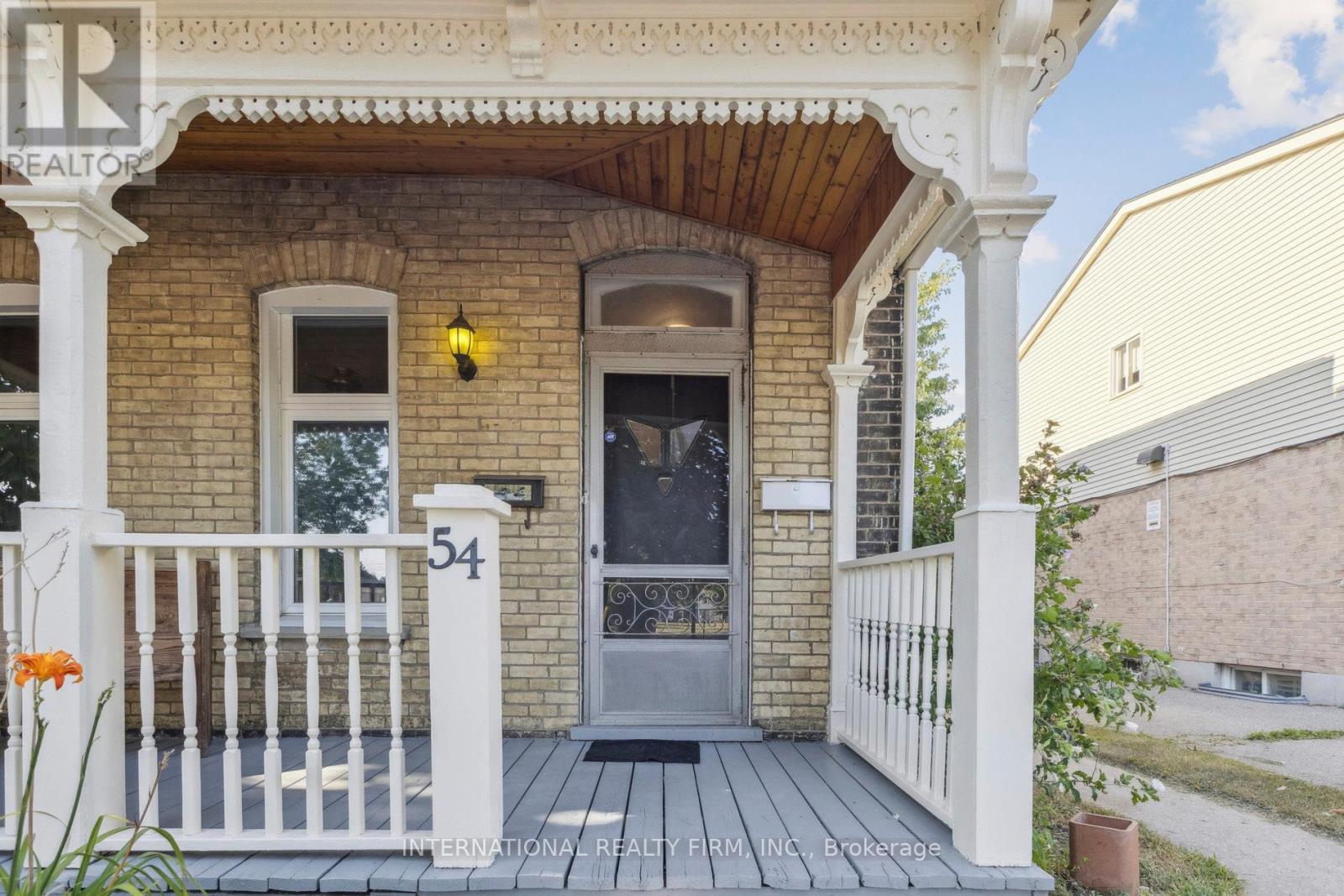 54 MARLBOROUGH STREET