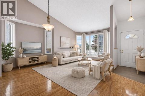 1208 Sunvista Way SE Calgary AB T2X3G1