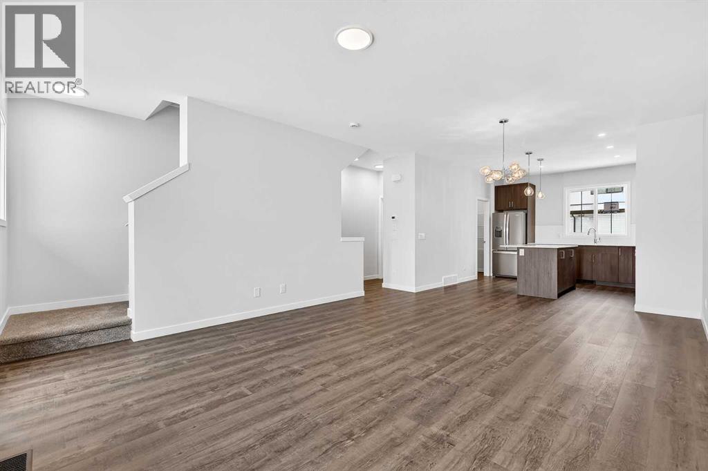 120, 1750 Rangeview Drive SE