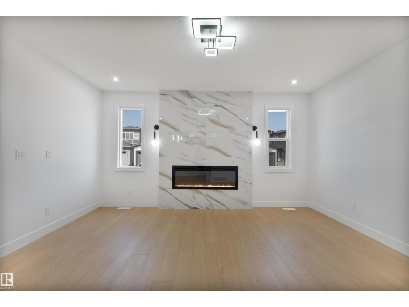 111 25 ST SW SW