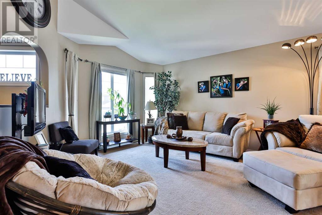 240 Squamish Court W