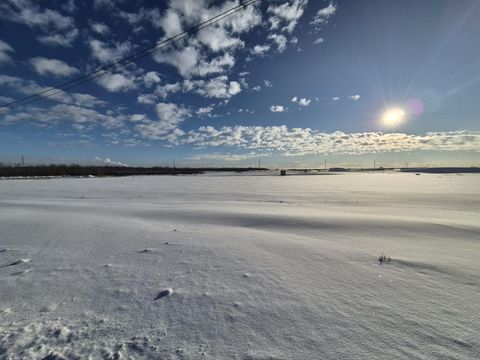 18407  137 Avenue St. Albert AB T5V1T4