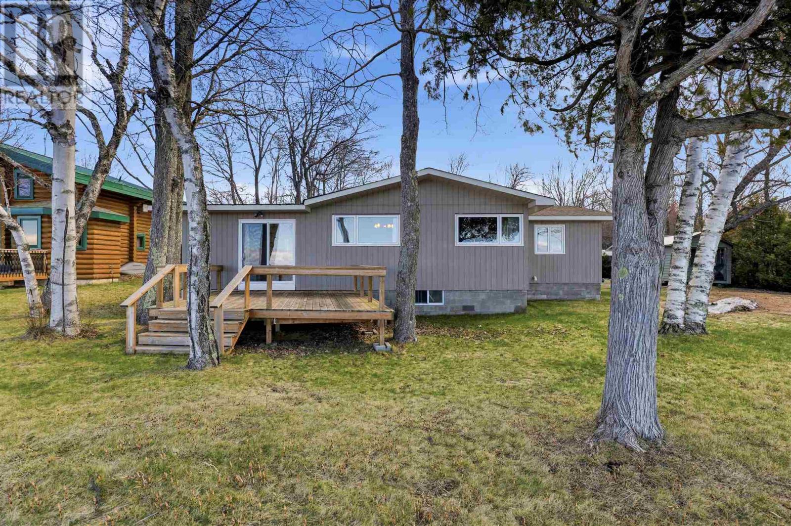 Photo 1 of 45 — 365 Sunnyside Beach RD, Sault Ste. Marie, ON P6A5K6