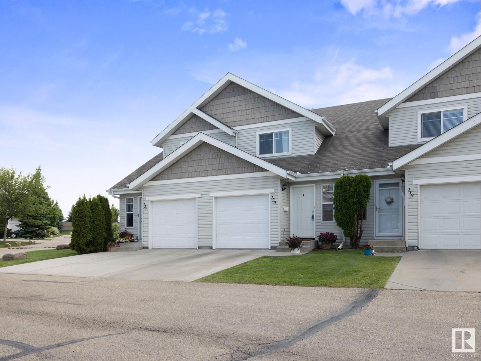 #120 150 EDWARDS DR SW